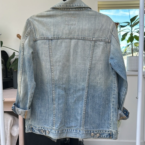 Rails Knox Distressed Denim Jacket - Picture 9 of 11